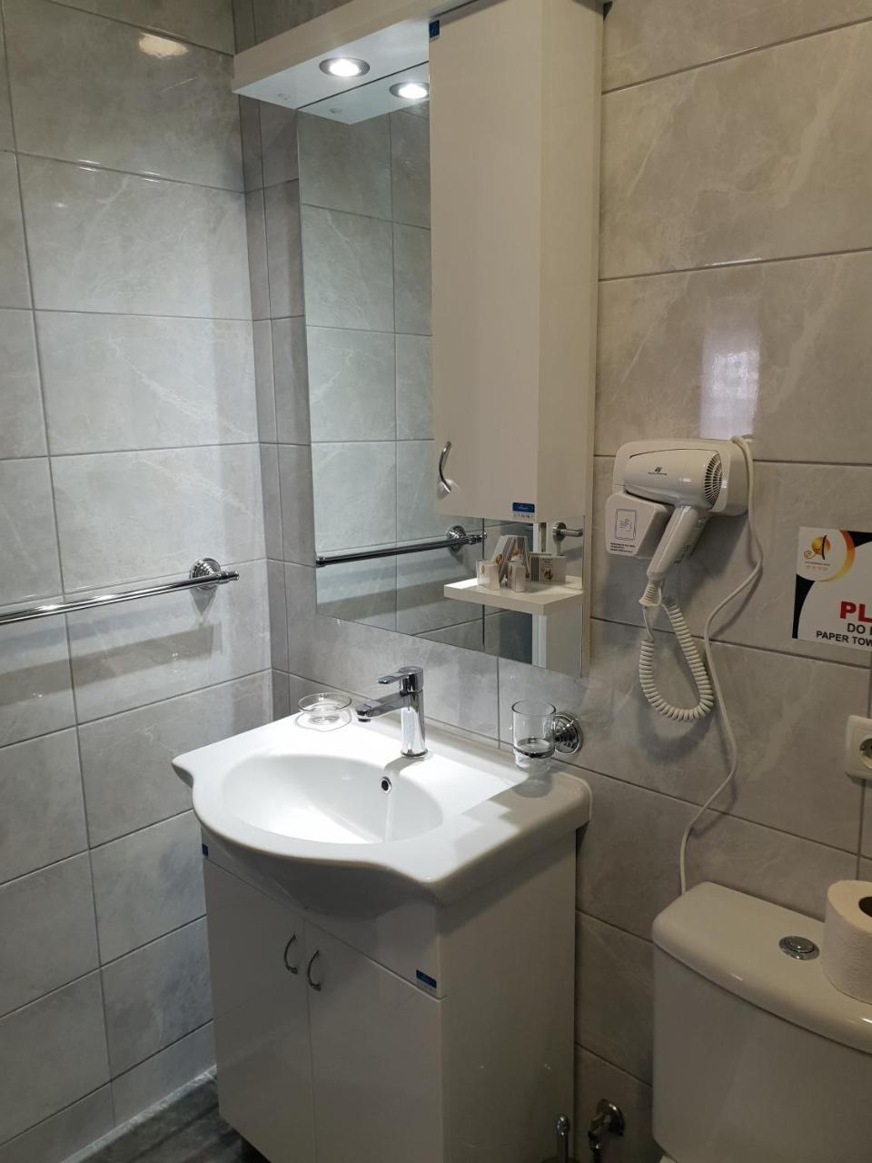 Atva Residence Hotel Dolni Dobrenoec Zewnętrze zdjęcie