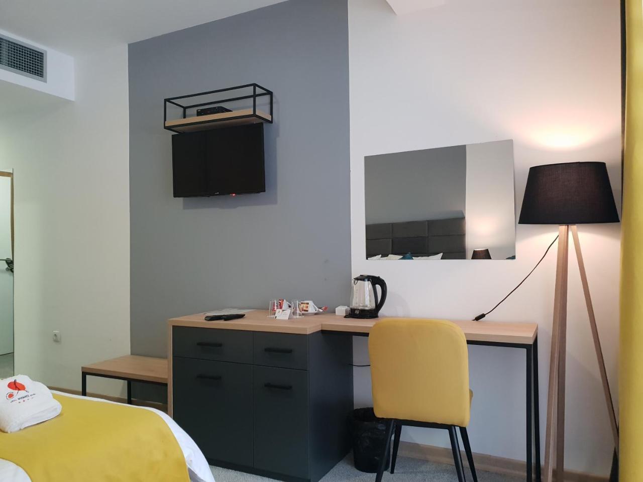 Atva Residence Hotel Dolni Dobrenoec Zewnętrze zdjęcie