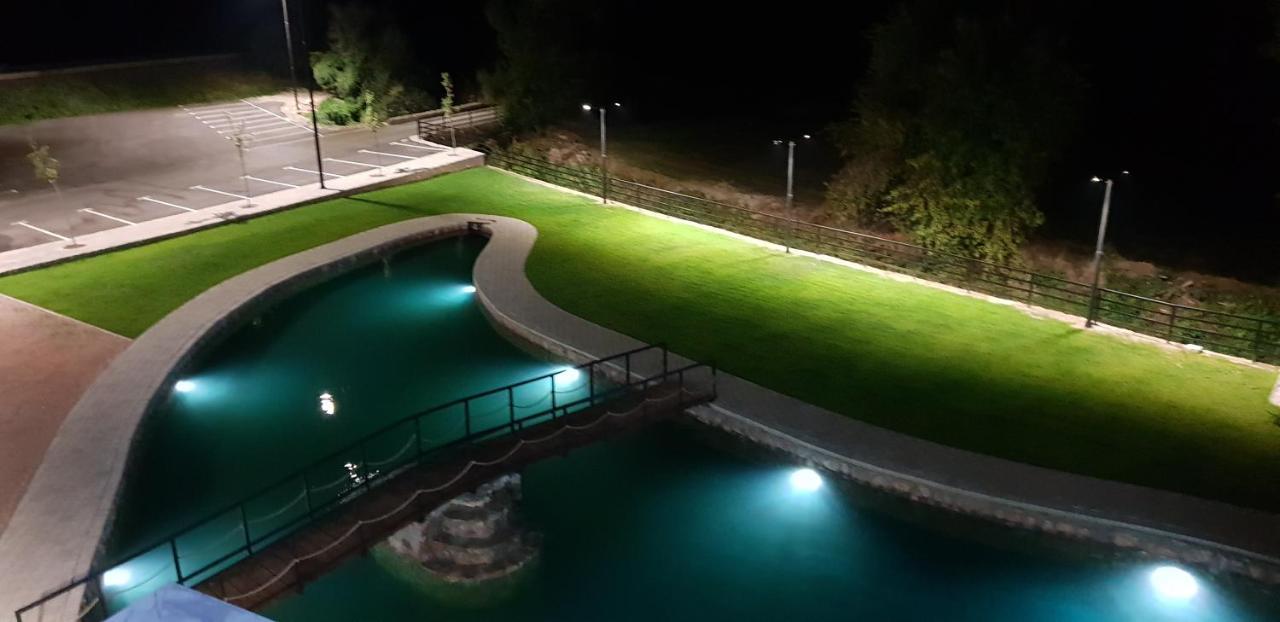 Atva Residence Hotel Dolni Dobrenoec Zewnętrze zdjęcie
