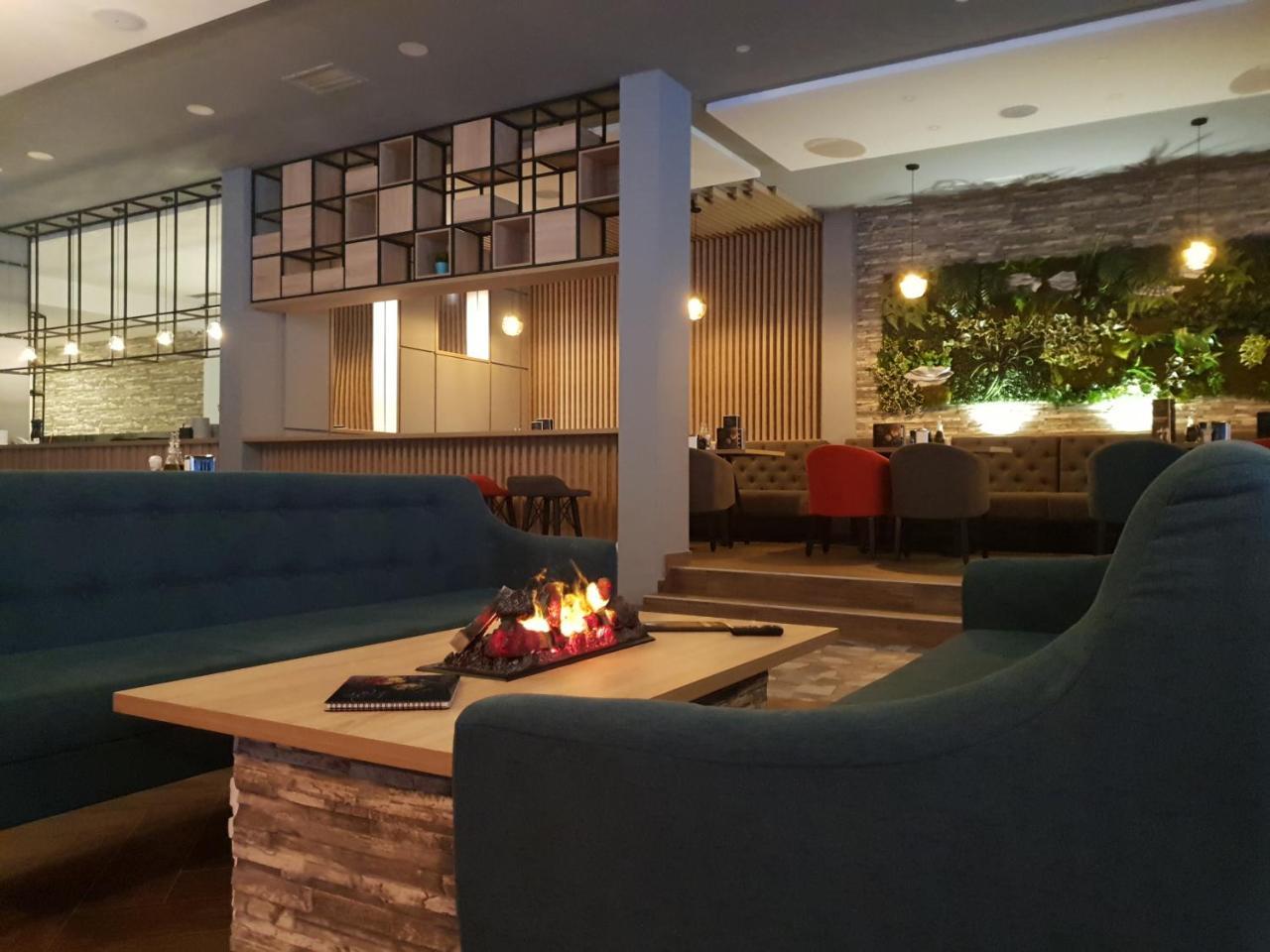 Atva Residence Hotel Dolni Dobrenoec Zewnętrze zdjęcie